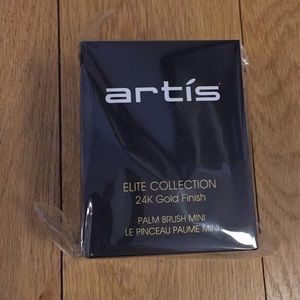 NIB Artís Palm Brush Mini Gold Edition